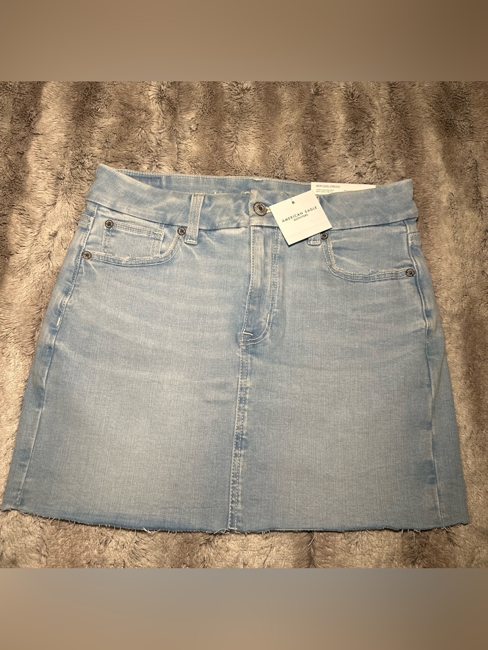 BRAND NEW women’s size 4 waist 27 curvy high-rise ‘American Eagle’ mini skirt